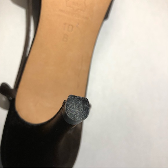 Jon Josef Brown Satin Slingback Pumps with Bow, size 10B. - Picture 10 of 12